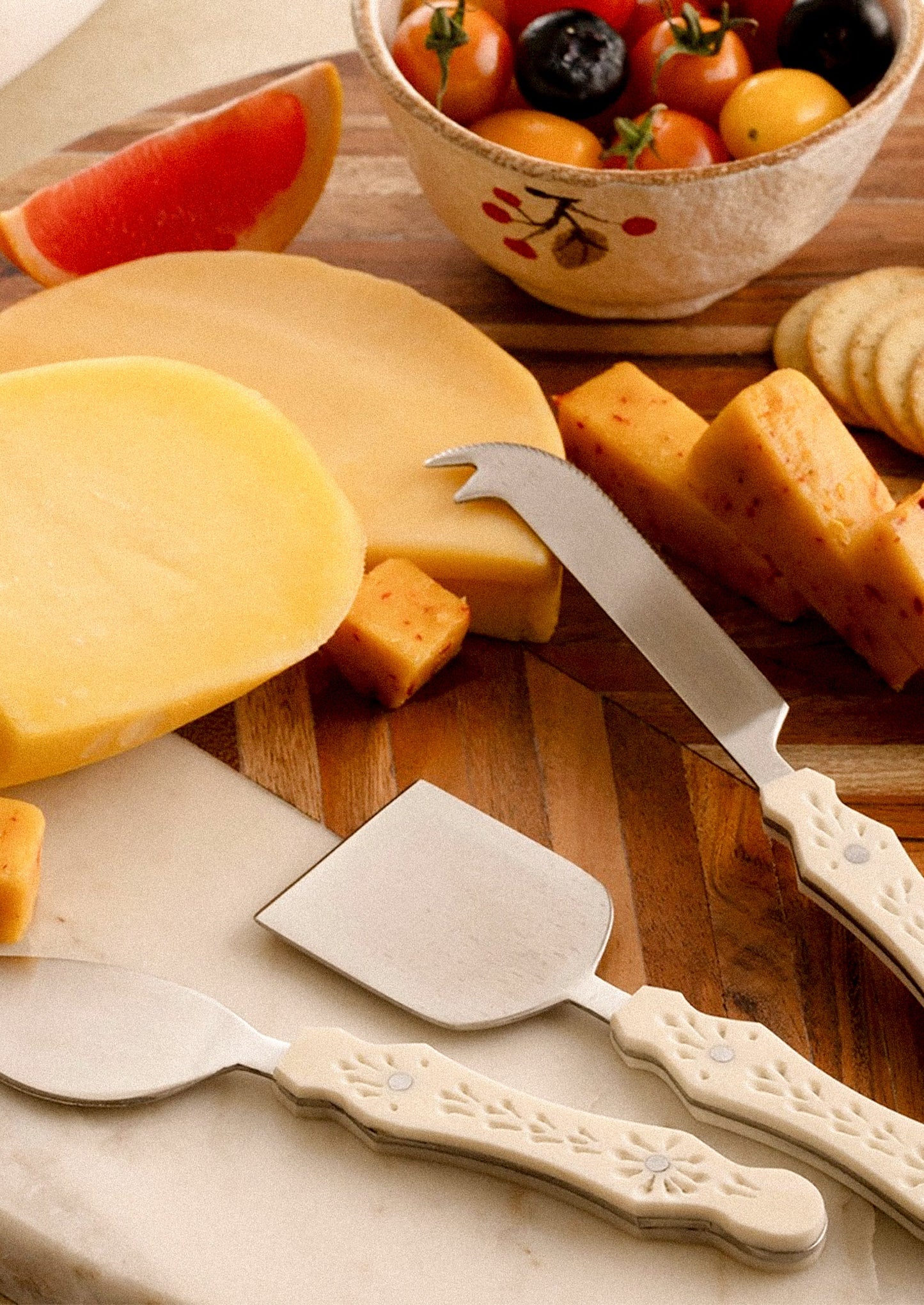 Gardenia Cheese Utensils